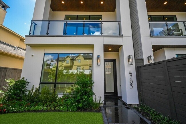 Photo - 4705 Gibson St House