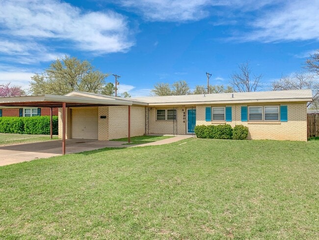 Building Photo - 2 bed 2 bath