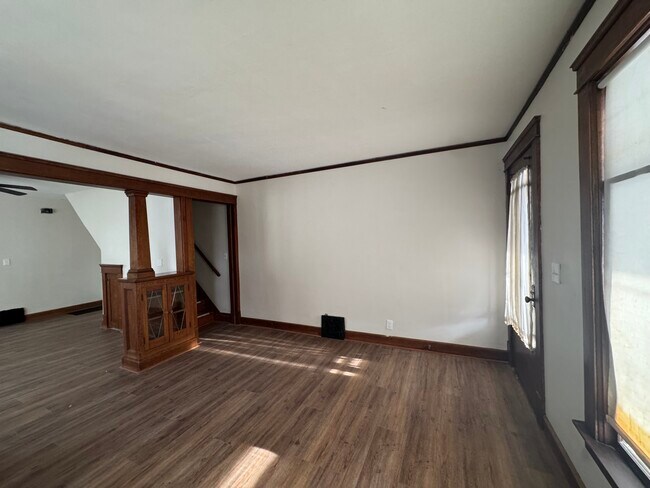 Photo - 35 Ellenwood Ave Unit 35 Ellenwood Ave