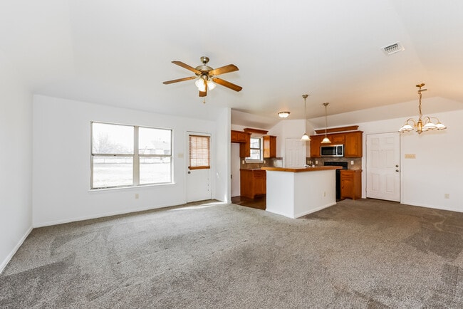 Photo - 413 Maplewood St