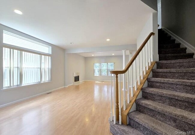 Photo - 19 Sunflower Ridge Rd