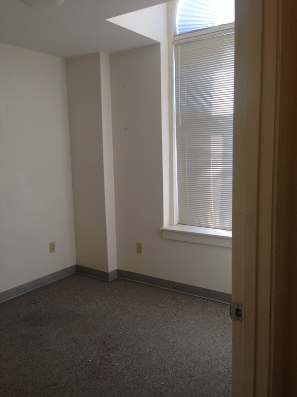 Photo - 92 W Union St Unit B