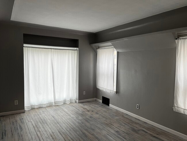 Photo - 22824 Mac Arthur Blvd