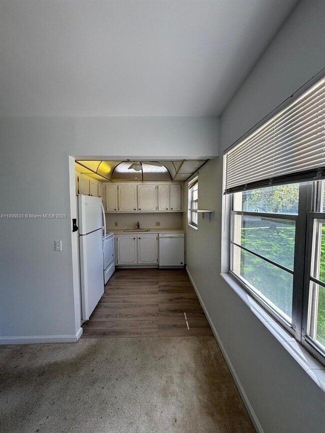 Photo - 564 Mansfield M Unit 564