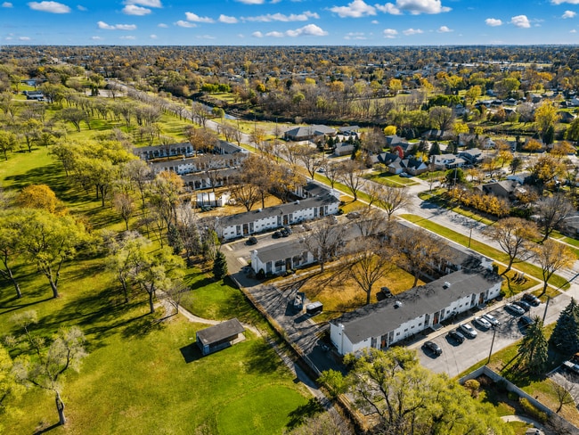 Golfview Apartments