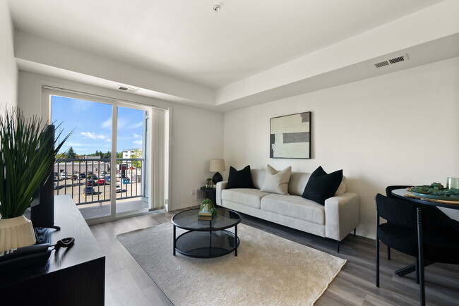 Photo - Rochdale Crossing