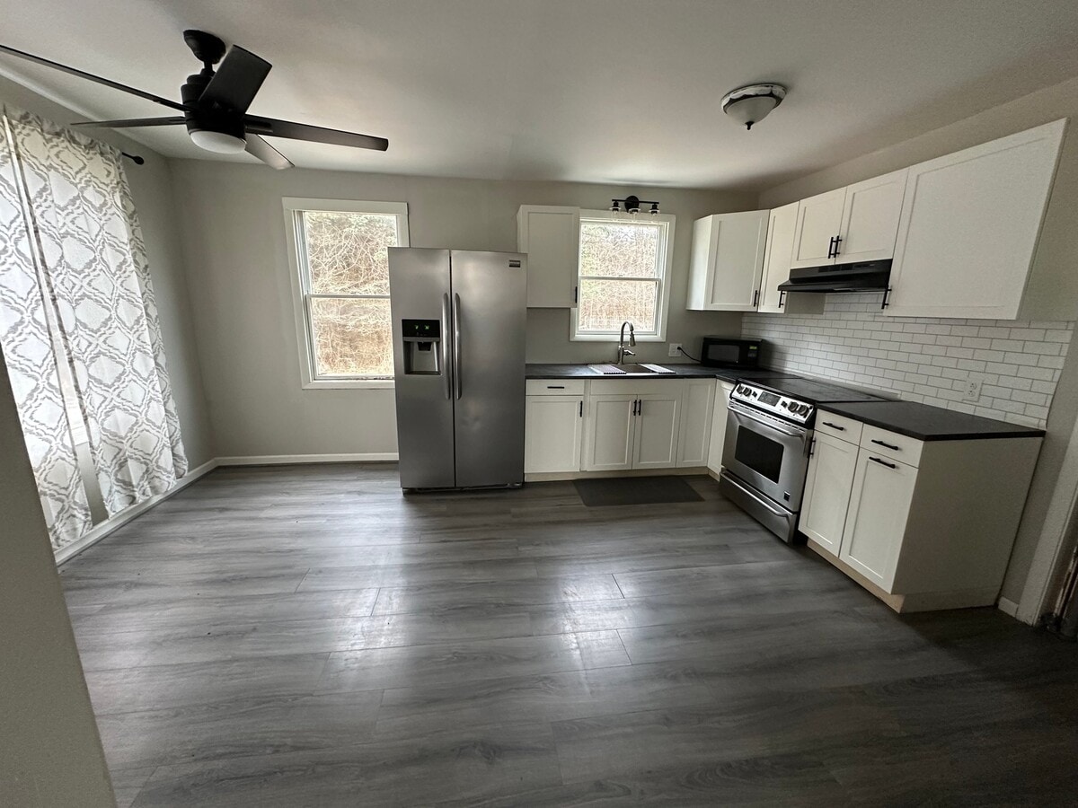 Photo - 8759 Stanton St