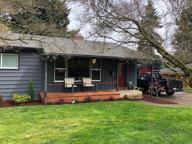 Photo - DON'T WAIT! Beautiful renovated 3 bedroom in great neighborhood! HUGE backyard and very pet frien...