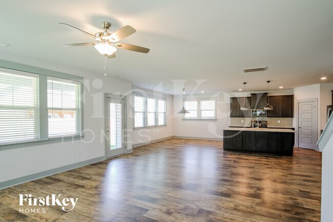 222 Whirlaway Dr