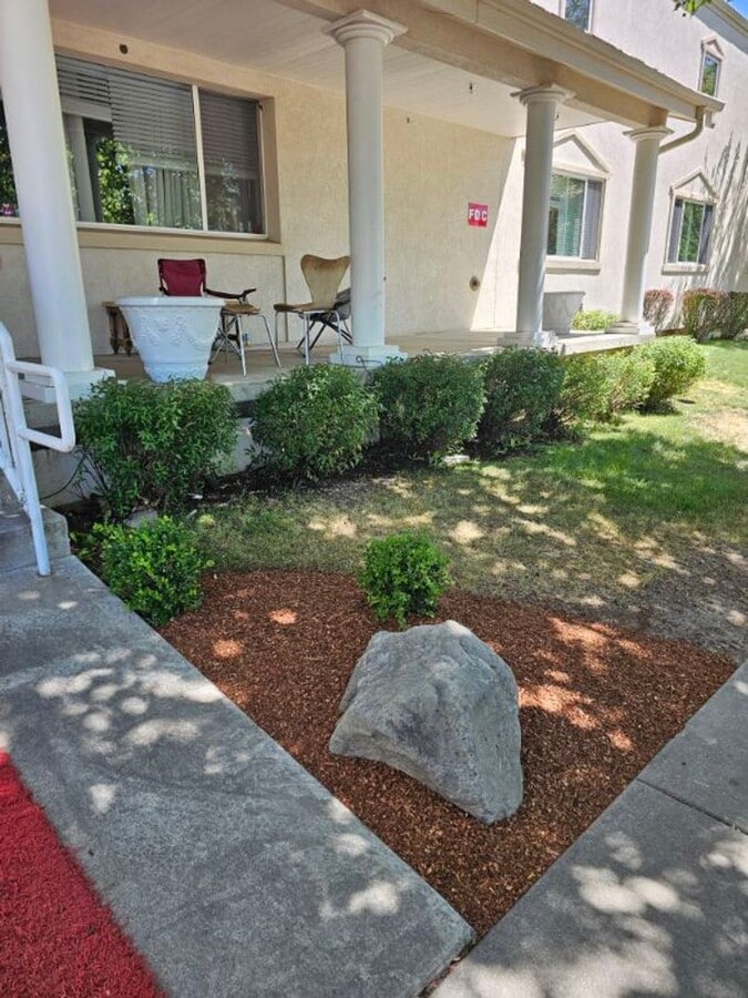Cheney: College Ave - Cheney: College Ave Apartment Unit 1