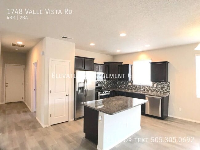 Photo - 1748 Valle Vista Rd NW