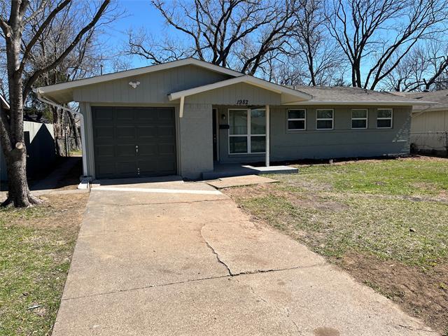 Photo - 1982 Oak Hill Cir Casa