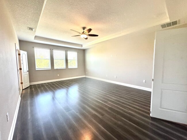 Photo - Somerset Park 5 Bedrooms, 4 Bathrooms