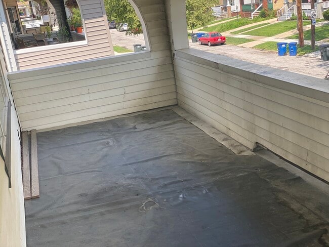 Balcony - 2082 Lewis Dr