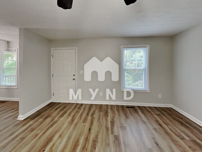 Photo - 316 Eleanor Dr