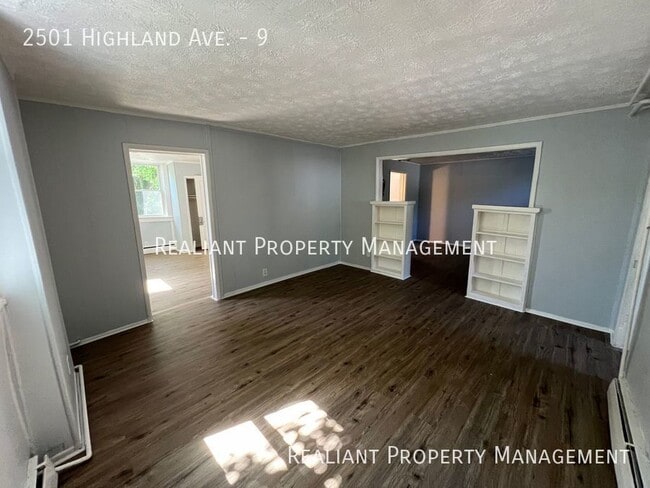 Photo - 2501 Highland Ave Unit 9