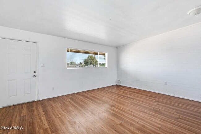 2150 W Missouri Ave Unit 213