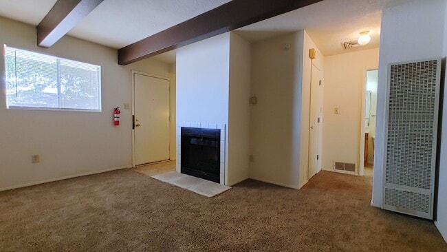 Building Photo - General Marshall St (216) Unit 1