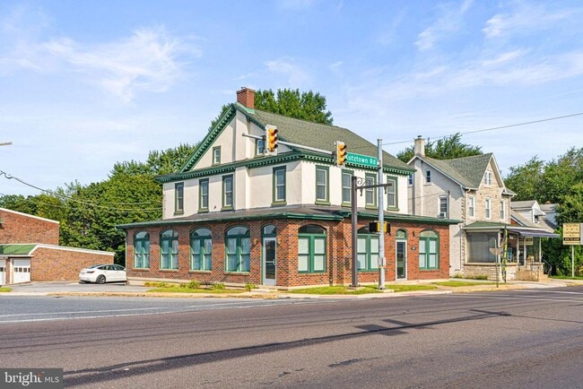 Building Photo - 3100 Kutztown Rd Rental