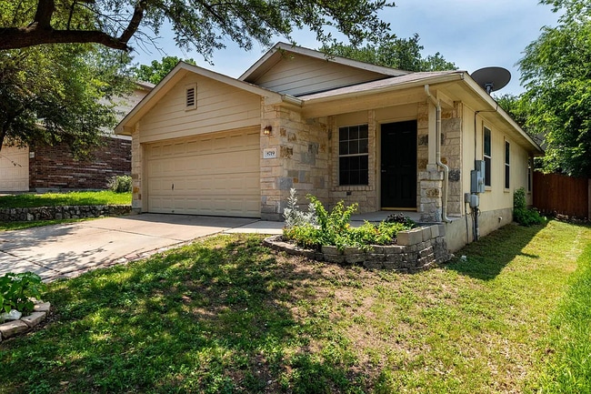 Photo - 8719 Davis Oaks Trl