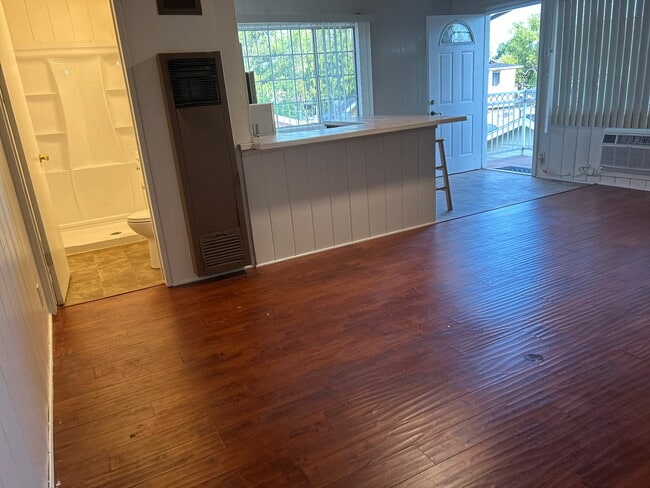 Photo - 1179 Wesley Ave Unit 1179 3/4