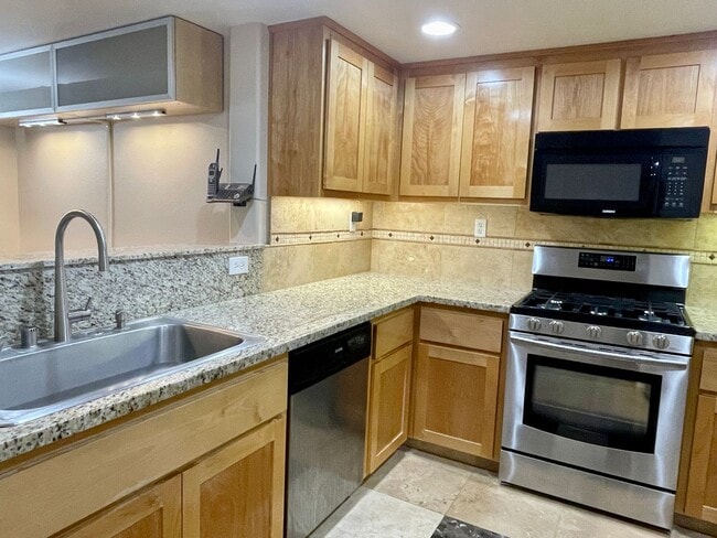 Photo - Clean, Classic Contemporary 3 Bedroom + 2 Bath Townhouse Style Home Near Downtown Campbell & Will...