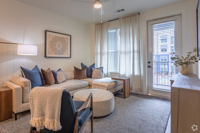 2BR, 2BA - Stanton