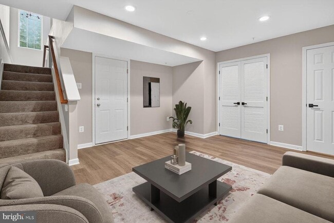 Photo - 7047 Water Oak Rd
