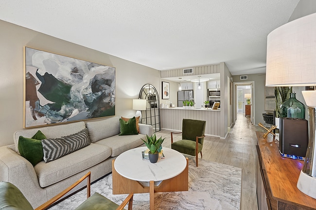 Lexington Apartment Homes