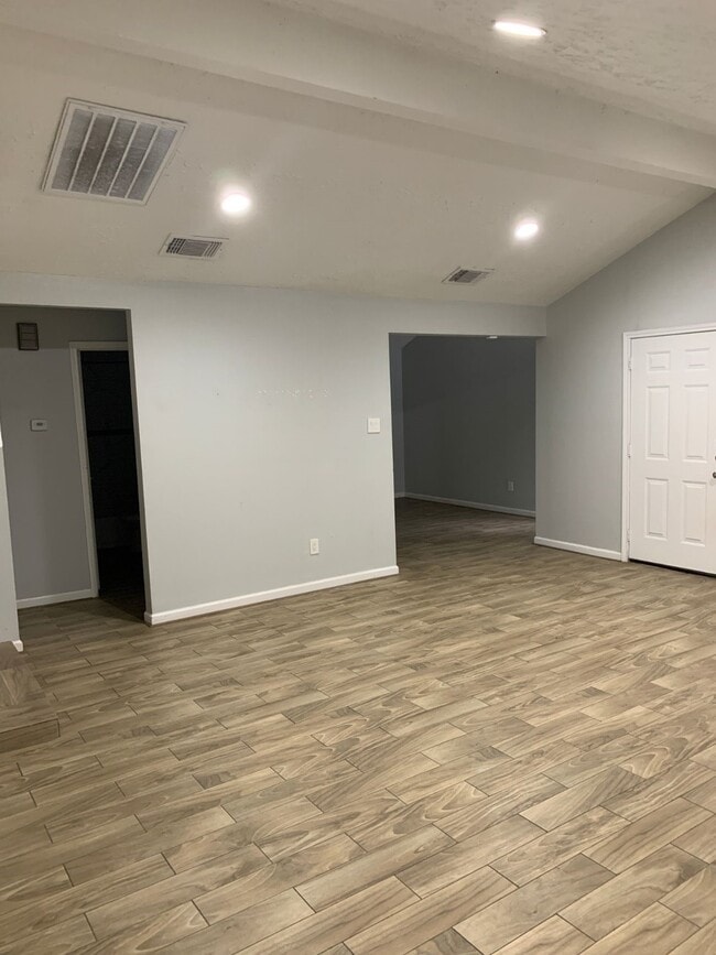 Photo - 3610 Mattingham Dr Casa