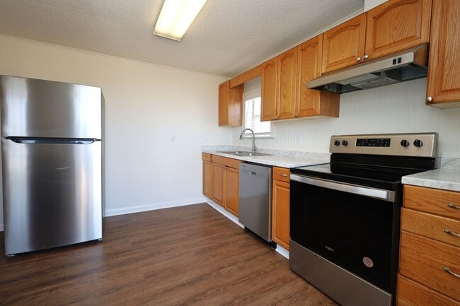 Photo - 383 North St