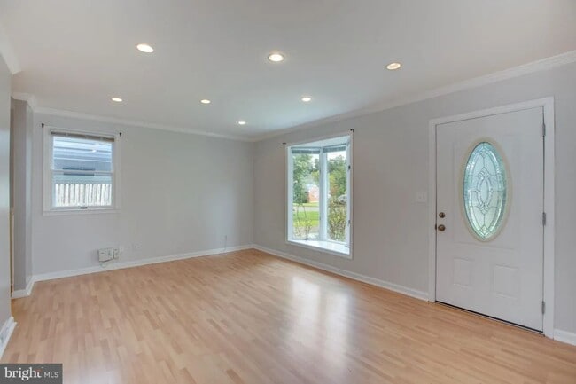 Photo - 4912 Upland Dr