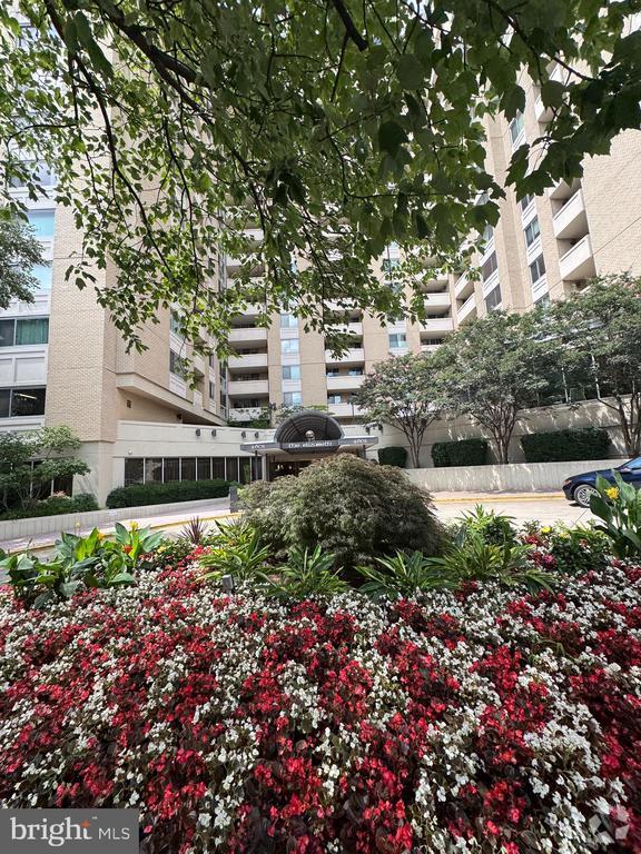 Building Photo - 4601 N Park Ave Unit 619-U Rental