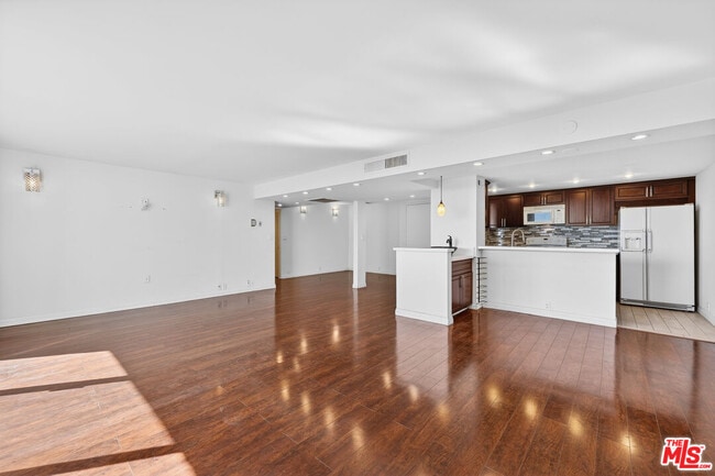 Photo - 10535 Wilshire Blvd Unit 1514