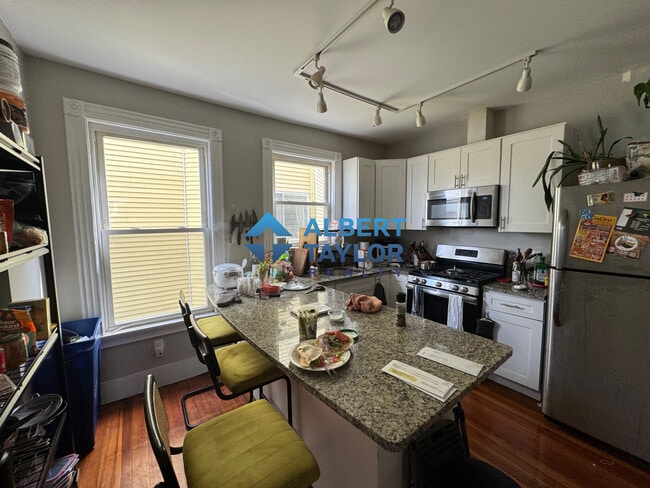 Photo - 103 Marion St Apartments Unit 2