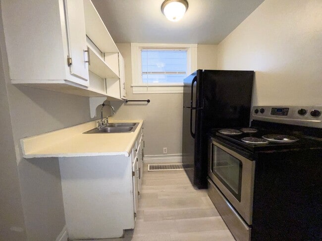 Photo - 830 W North St Unidad 828-A