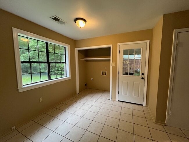 Photo - Renovated 3 Bedroom 1 Bath Home for Rent!