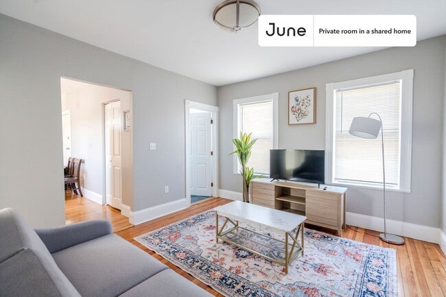 Photo - Room in Shared 4 bed/1.5 bath home Unit B