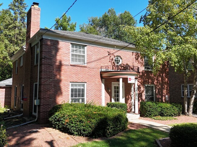 Photo - 1406 Drake St Unit #3