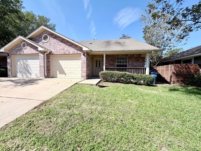 Building Photo - 6504 Cannonleague Dr Unit 6504 Cannonleague Dr. #B