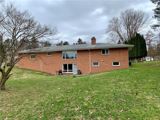 Photo - 20 Pine Hill Dr