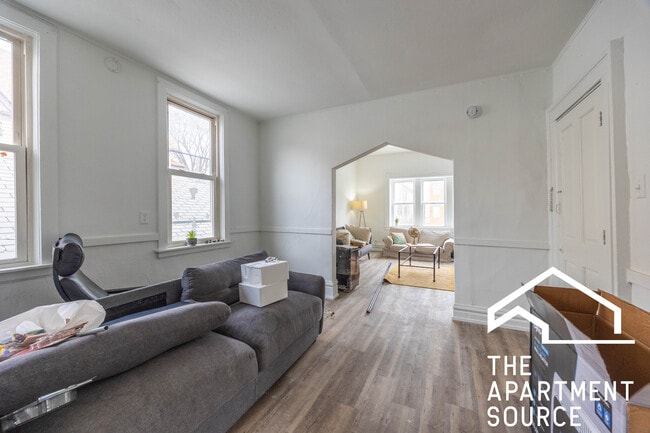 Photo - 1626 N Fairfield Ave Unit 2