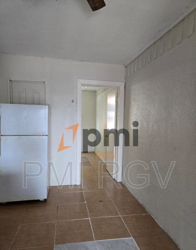 Photo - 1608 Norma Ln Unit 8