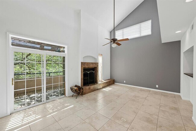 Photo - 1735 Spyglass Dr Unit 115