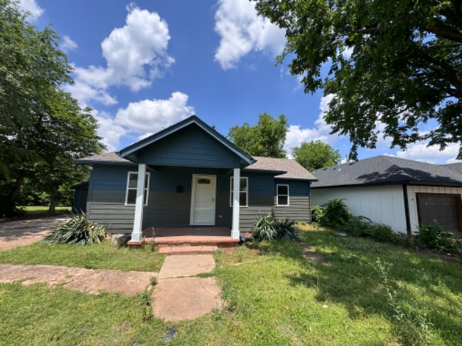 Photo - 1431 NE 27th St