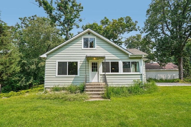 Building Photo - N3219 Cherry Rd