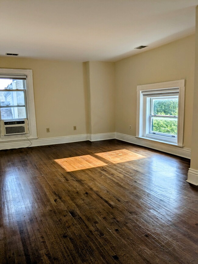 Photo - 1461 S 1st St Unit Apt 3