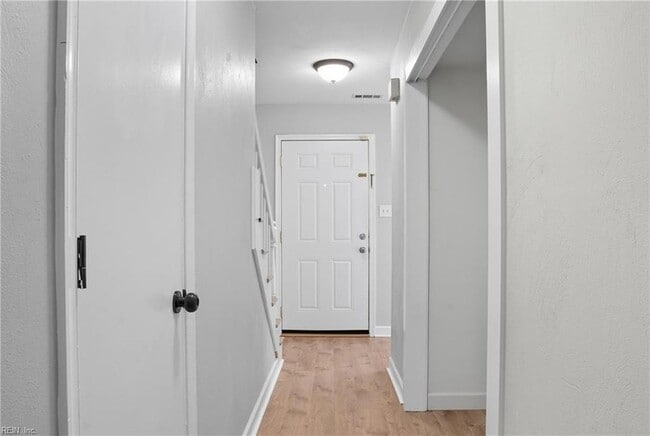 Photo - 2421 Julie Ct