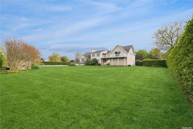 Photo - 1080 Lands End Rd