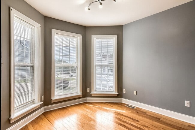 Photo - 4900 Windsprint Way